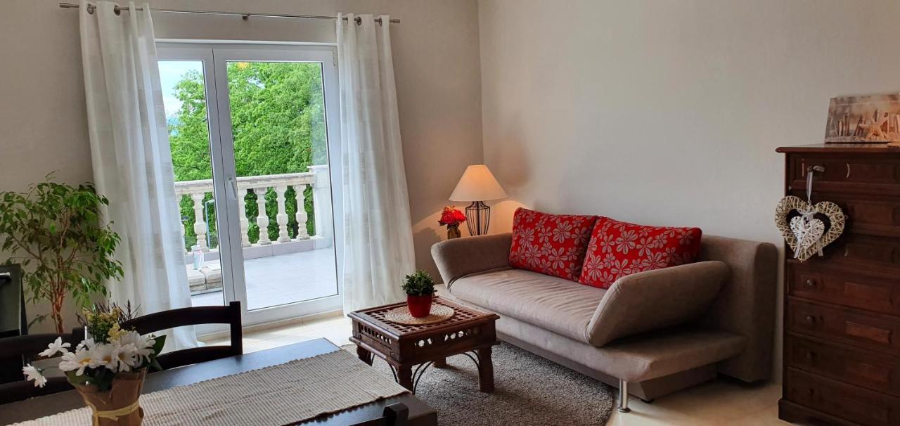 Apartments Ruzic Нівице Екстер'єр фото