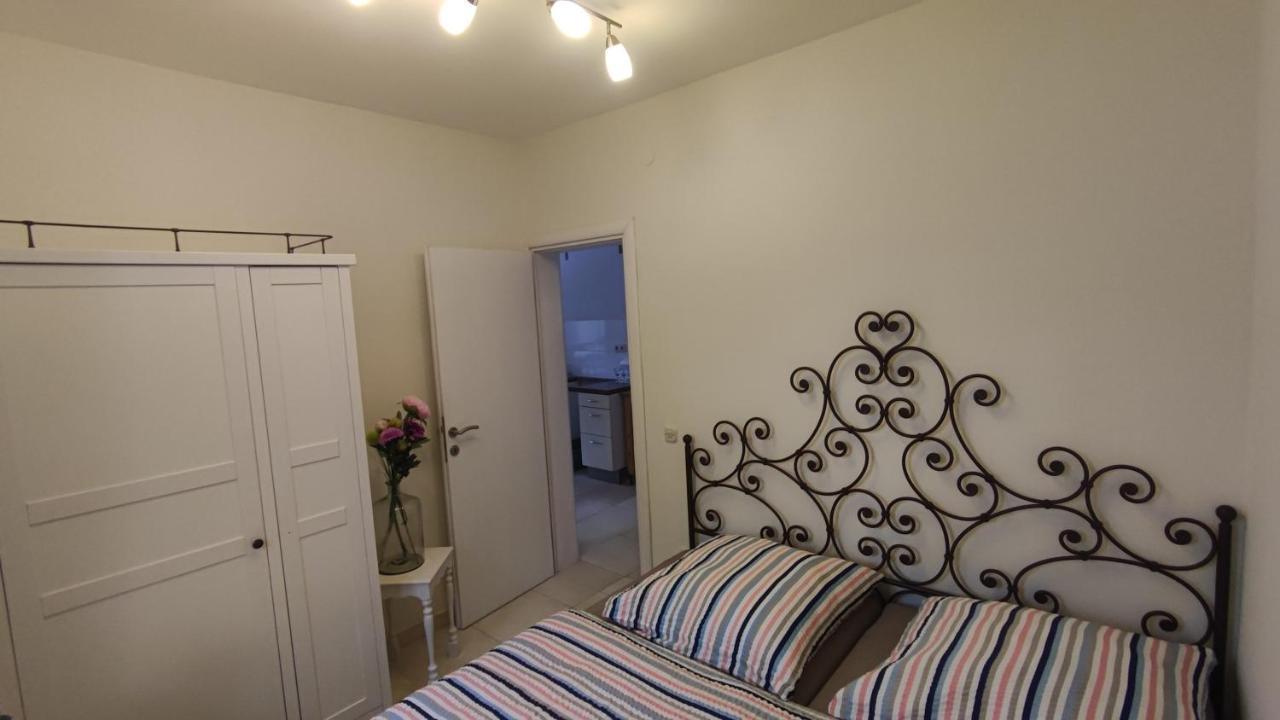 Apartments Ruzic Нівице Екстер'єр фото