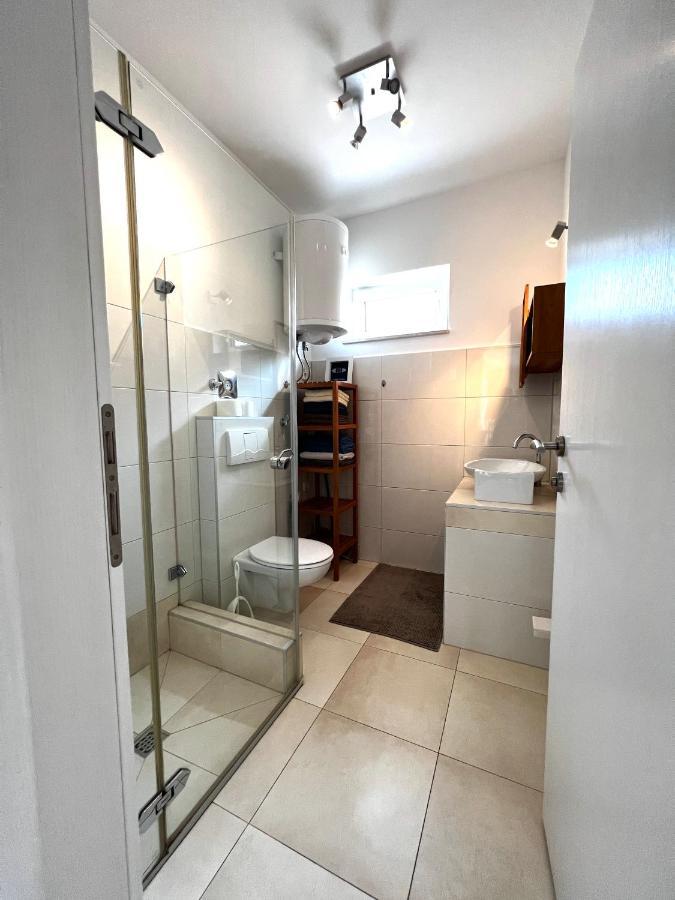 Apartments Ruzic Нівице Екстер'єр фото